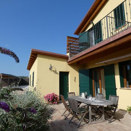 Il Frutteto Bed And Breakfast Ripattone Luaran gambar
