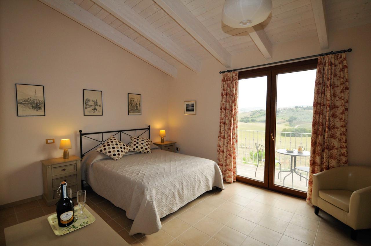 Il Frutteto Bed And Breakfast Ripattone Luaran gambar