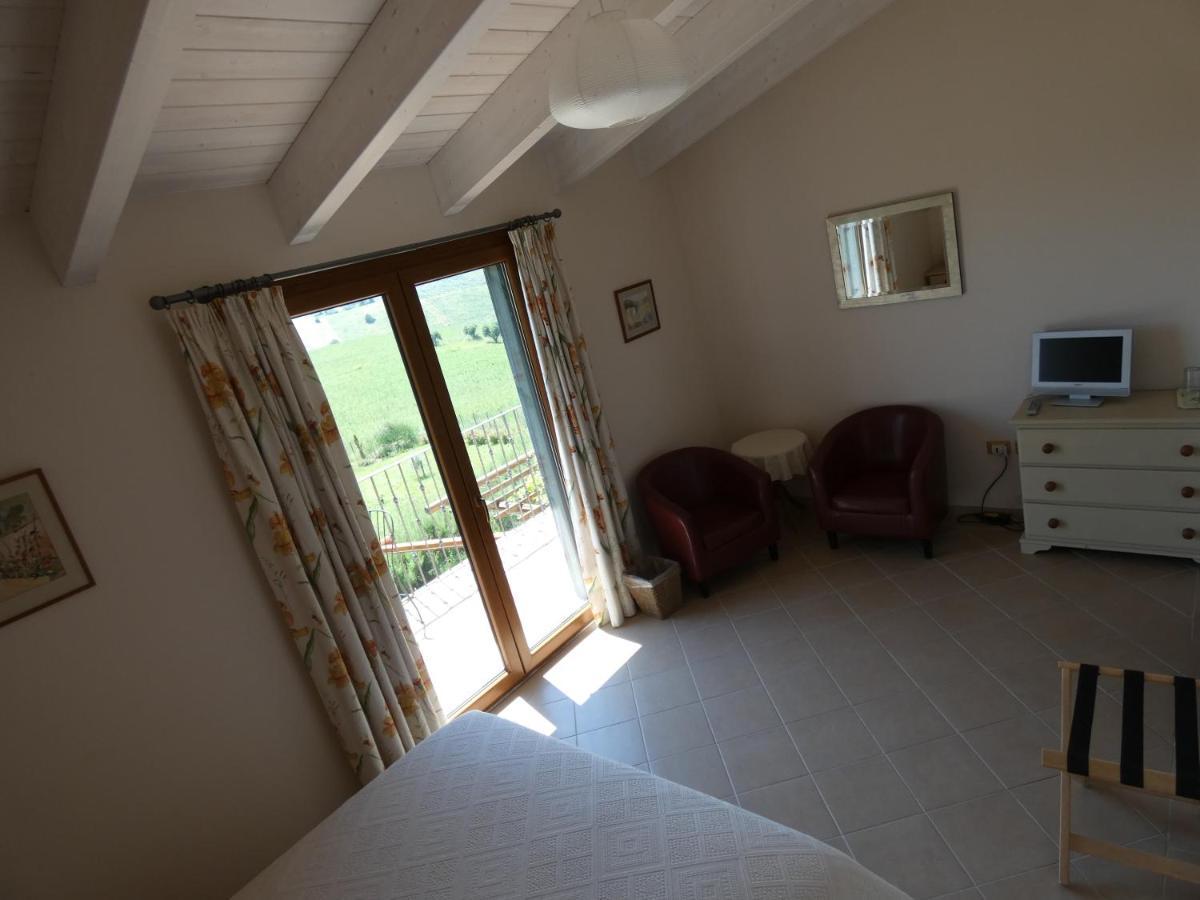 Il Frutteto Bed And Breakfast Ripattone Luaran gambar